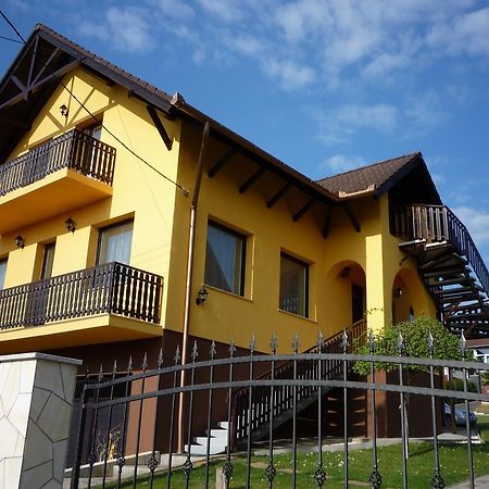 Apartmanhaz King Хевиз Экстерьер фото