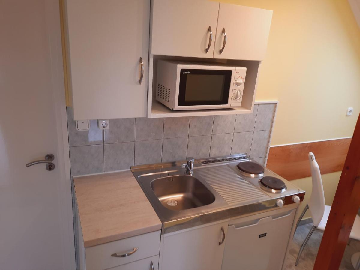 Apartmanhaz King Хевиз Экстерьер фото