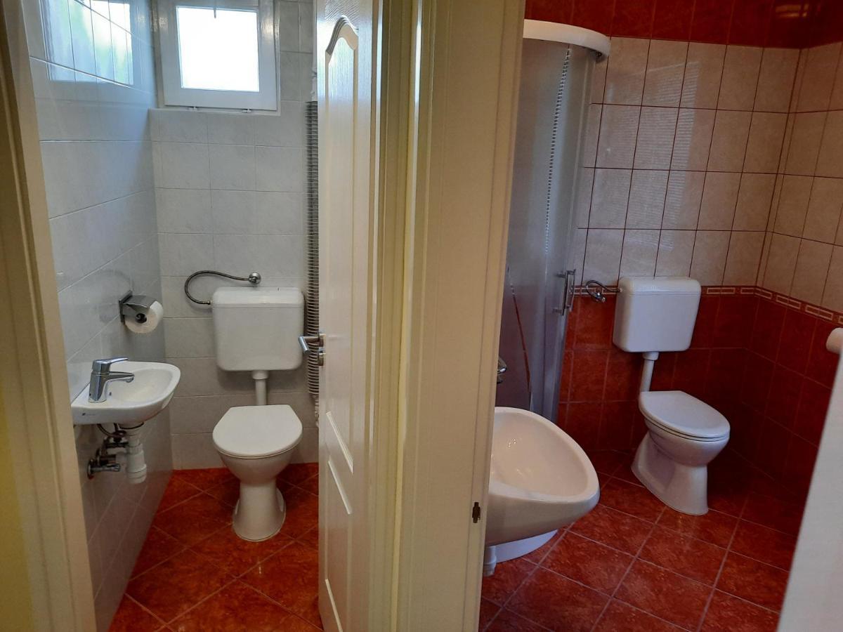 Apartmanhaz King Хевиз Экстерьер фото