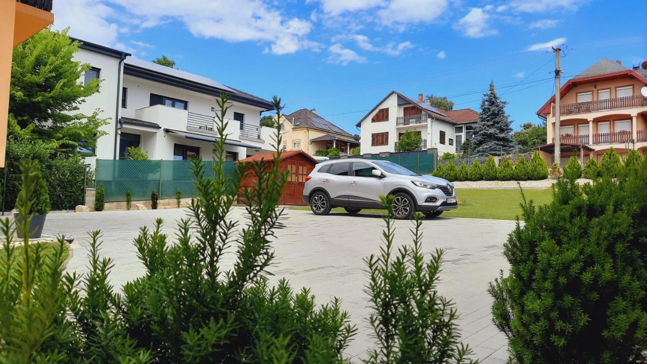 Apartmanhaz King Хевиз Экстерьер фото