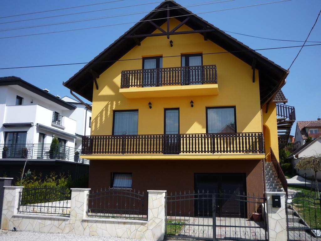 Apartmanhaz King Хевиз Экстерьер фото
